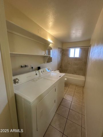 1857 E UNIVERSITY Drive B, Tempe, AZ 85281