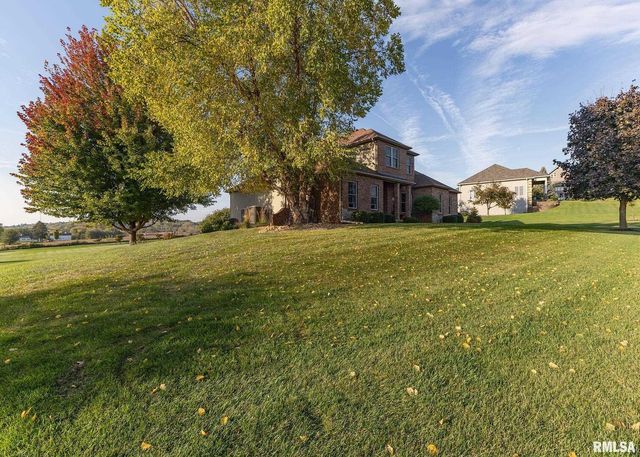 28055 238TH Street, Le Claire, IA 52753