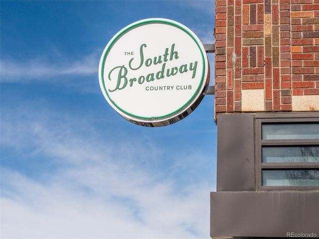 4530 W 43rd Avenue, Denver, CO 80212