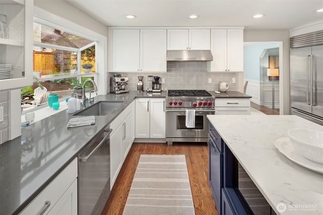 4810 117th Place NE, Kirkland, WA 98033