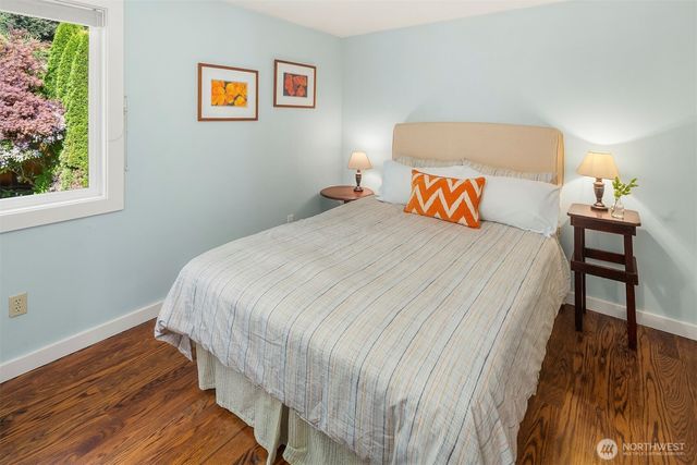 4810 117th Place NE, Kirkland, WA 98033