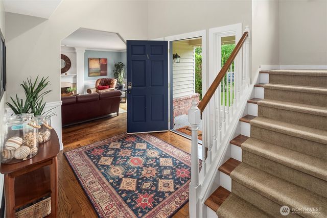 4810 117th Place NE, Kirkland, WA 98033