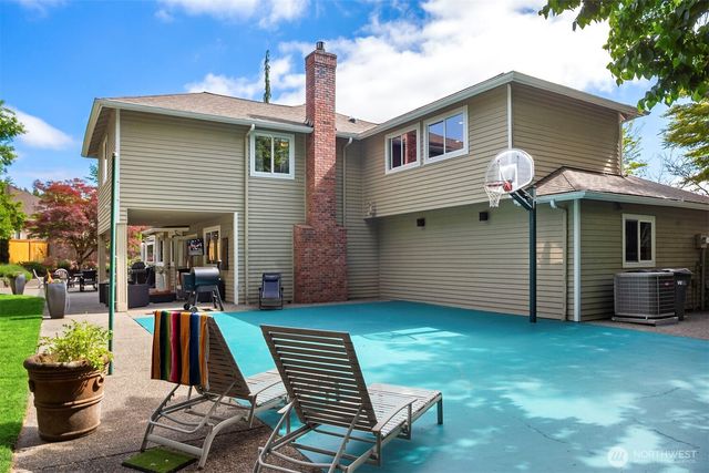4810 117th Place NE, Kirkland, WA 98033