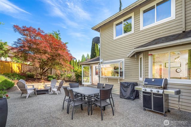 4810 117th Place NE, Kirkland, WA 98033