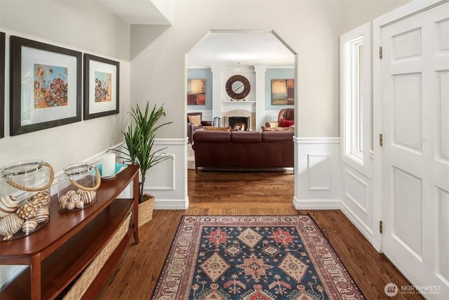 4810 117th Place NE, Kirkland, WA 98033