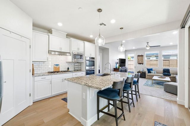 7015 La Cumbre Dr, El Dorado Hills, CA 95762