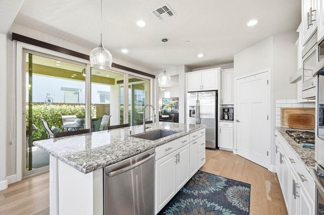7015 La Cumbre Dr, El Dorado Hills, CA 95762