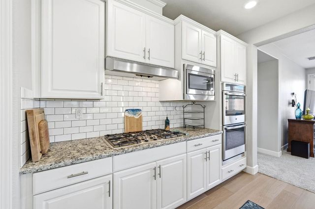 7015 La Cumbre Dr, El Dorado Hills, CA 95762