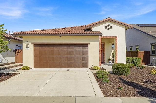 7015 La Cumbre Dr, El Dorado Hills, CA 95762