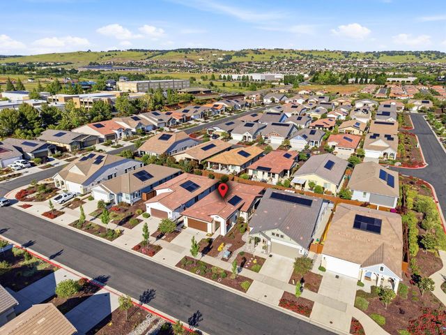 7015 La Cumbre Dr, El Dorado Hills, CA 95762