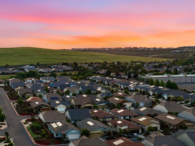 7015 La Cumbre Dr, El Dorado Hills, CA 95762