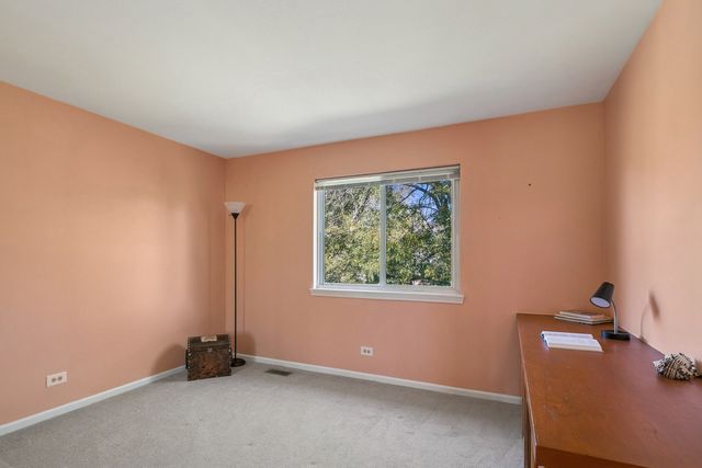 36077 N Bridlewood Avenue, Gurnee, IL 60031