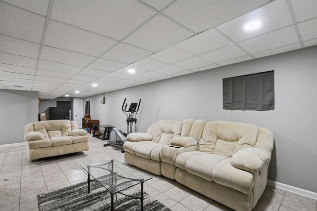 36077 N Bridlewood Avenue, Gurnee, IL 60031