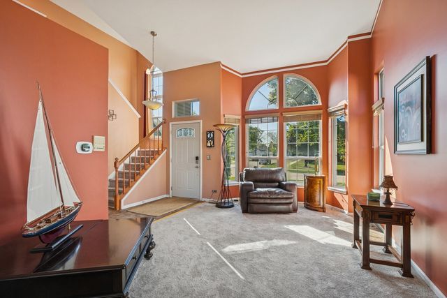 36077 N Bridlewood Avenue, Gurnee, IL 60031