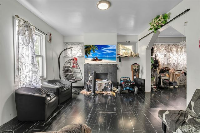 242 Northland Avenue, Buffalo, NY 14208