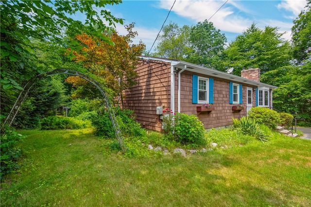 501 Steere Farm Road, Burrillville, RI 02830