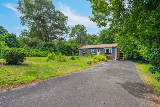 501 Steere Farm Road, Burrillville, RI 02830