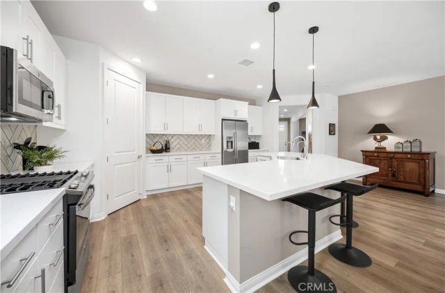 32105 Hyacinth Way, Temecula, CA 92591