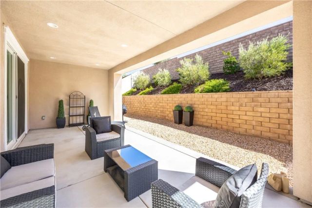 32105 Hyacinth Way, Temecula, CA 92591
