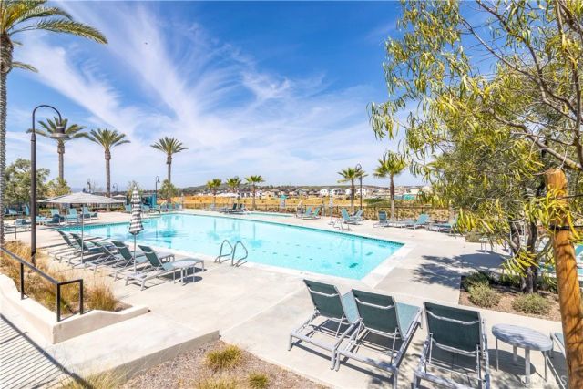 32105 Hyacinth Way, Temecula, CA 92591