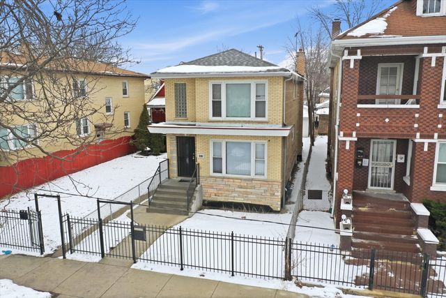 6833 S Maplewood Avenue, Chicago, IL 60629