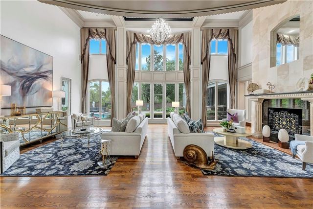 1124 Fairview Farm Road, Edmond, OK 73013