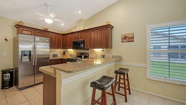 4176 VALLARTA COURT 3033, Sarasota, FL 34233