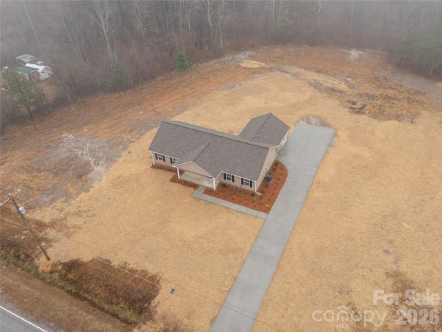 6270 Kershaw Camden Highway, Kershaw, SC 29067