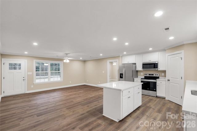 6270 Kershaw Camden Highway, Kershaw, SC 29067