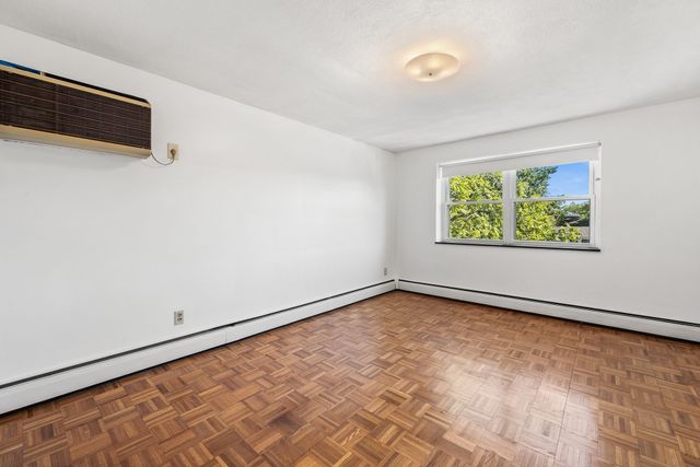 269 Harvard St 39, Cambridge, MA 02139