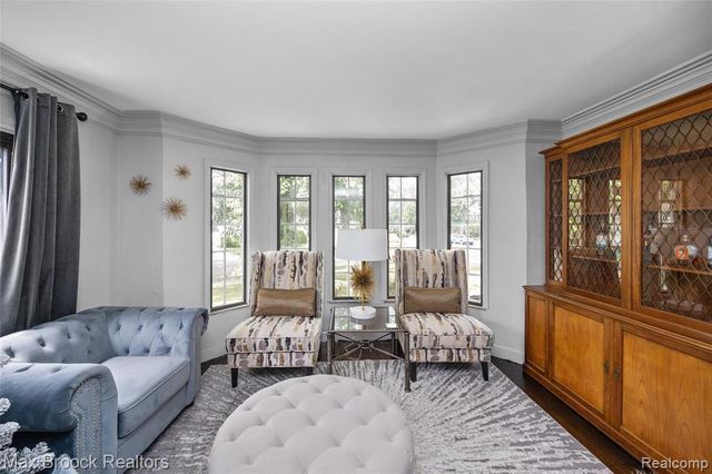 20096 Shrewsbury Road, Detroit, MI 48221