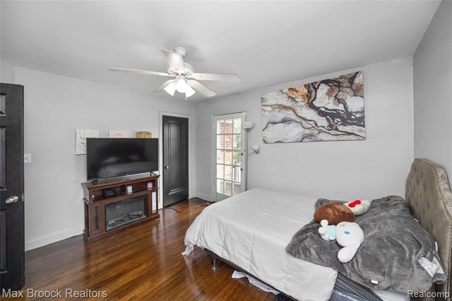 20096 Shrewsbury Road, Detroit, MI 48221