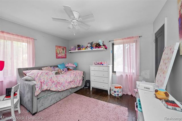 20096 Shrewsbury Road, Detroit, MI 48221