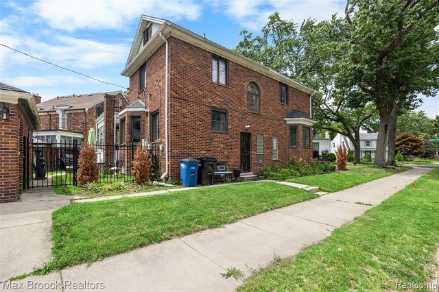 20096 Shrewsbury Road, Detroit, MI 48221
