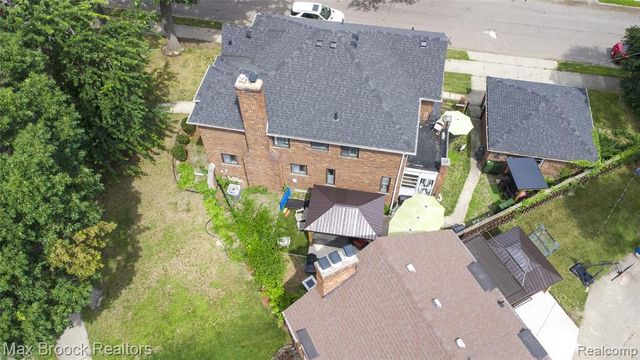 20096 Shrewsbury Road, Detroit, MI 48221