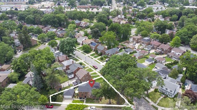 20096 Shrewsbury Road, Detroit, MI 48221