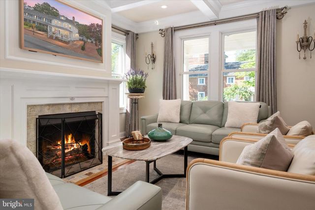 238 KING GEORGE ST, Annapolis, MD 21401