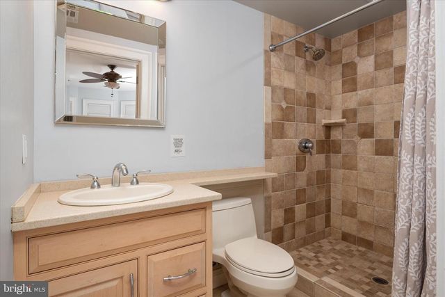 238 KING GEORGE ST, Annapolis, MD 21401