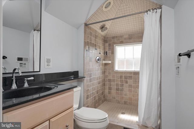 238 KING GEORGE ST, Annapolis, MD 21401