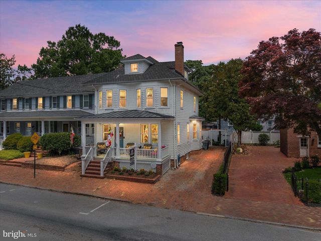238 KING GEORGE ST, Annapolis, MD 21401
