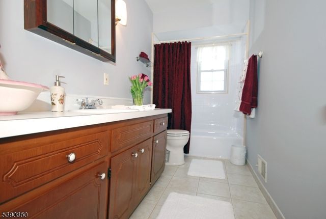 780 Township Line Rd, Hillsborough Twp., NJ 08844