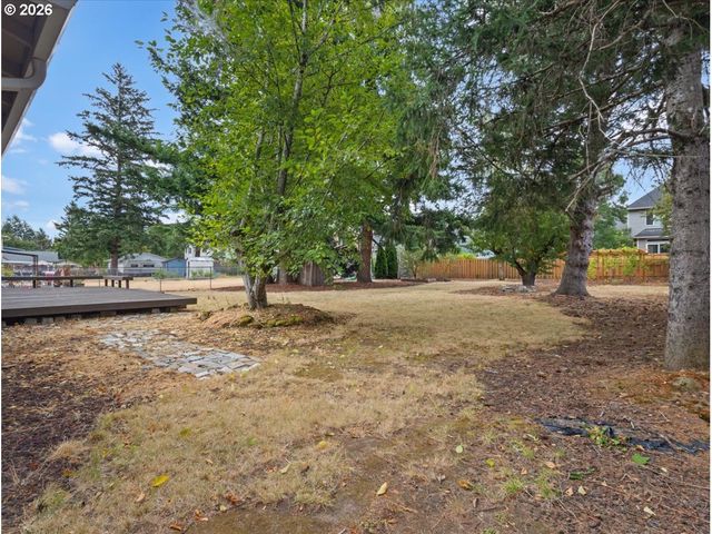 802 Sw 15TH St, Troutdale, OR 97060