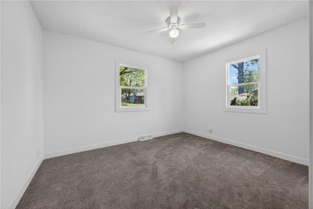 7608 Greeley Avenue, Kansas City, KS 66109