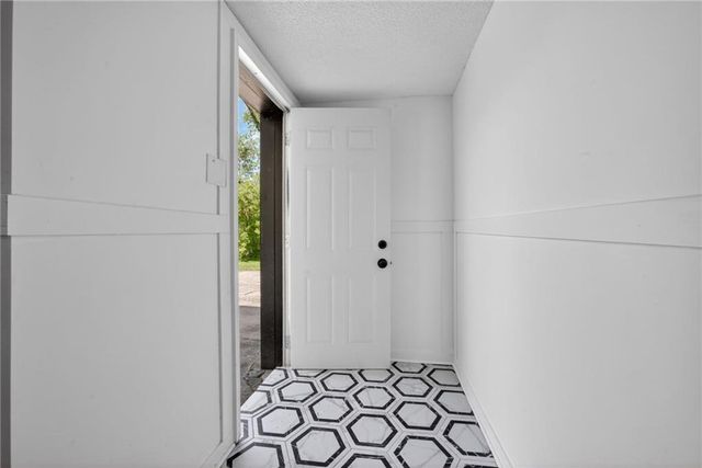 7608 Greeley Avenue, Kansas City, KS 66109
