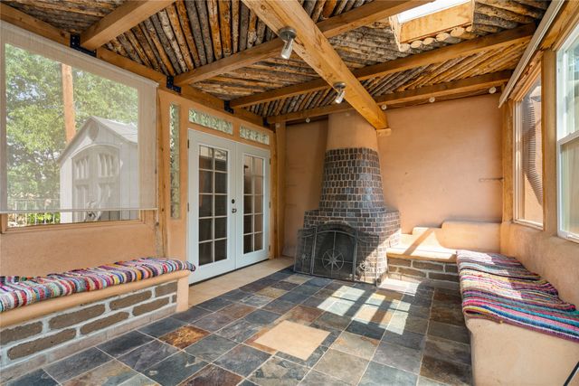321 Callecita Place, Santa Fe, NM 87501