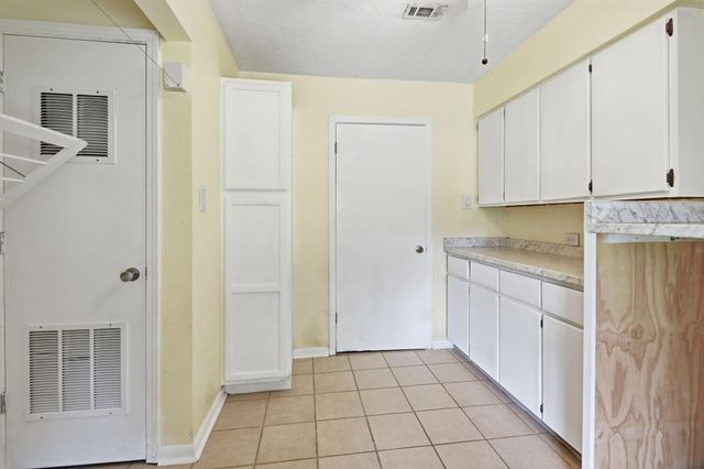 11080 Donna Road, Conroe, TX 77306