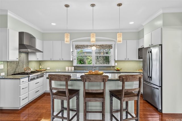 110 N Kalaheo Avenue A, Kailua, HI 96734