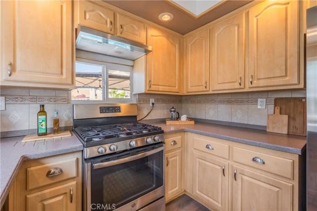 2410 S Sandpiper, Ontario, CA 91761