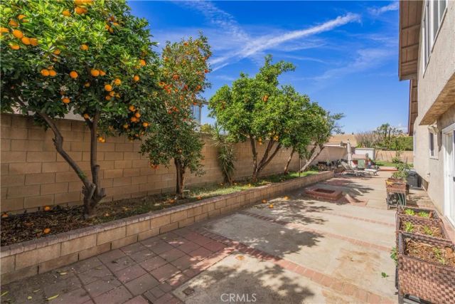 2410 S Sandpiper, Ontario, CA 91761