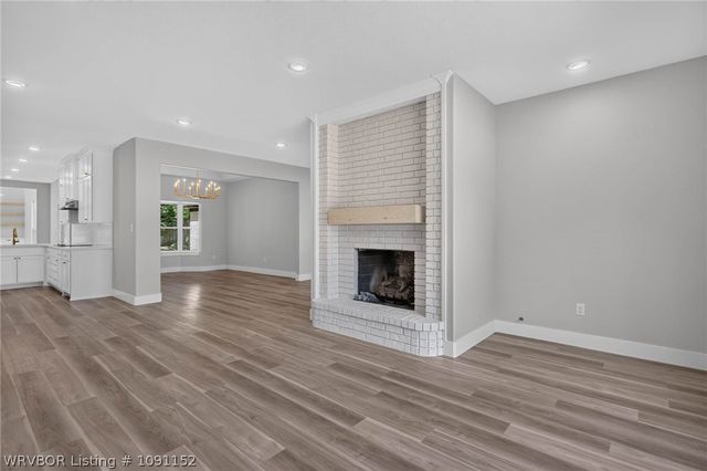 6700 Eastgate Drive, Fort Smith, AR 72903
